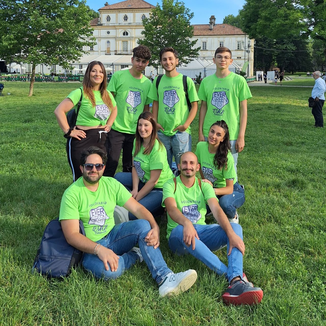 Formazione sul campo per otto giovani di San Mauro Castelverde (Pa) che hanno partecipato all’Evergreen Fest di Torino.